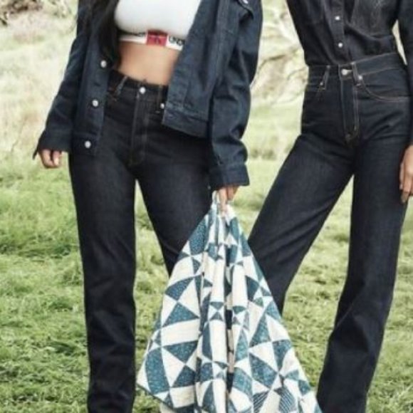 Calvin klein mid rise jeans - Picture 2 of 3